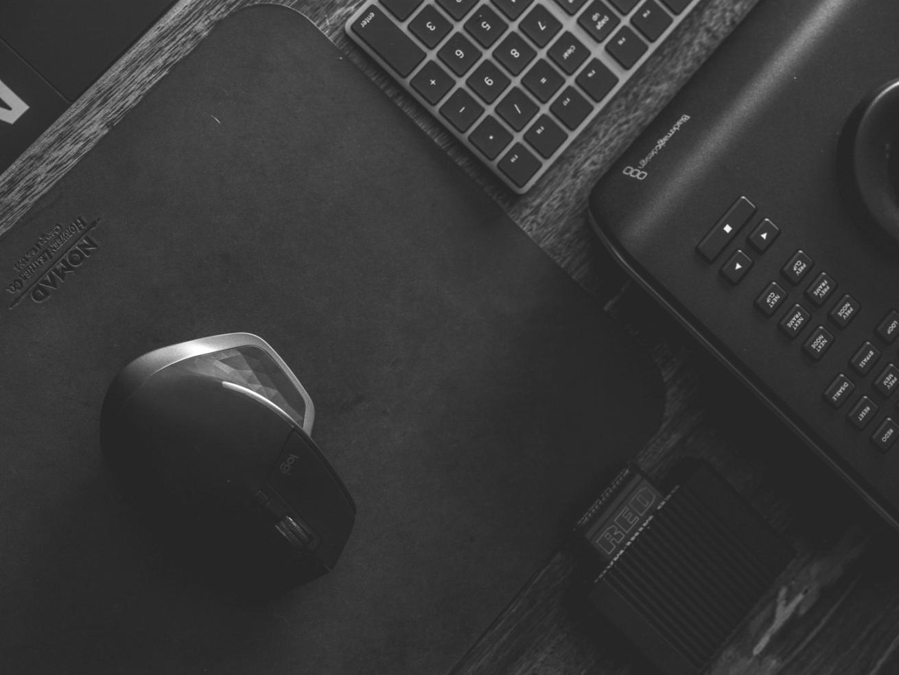 Команда Ujordex працює над розробкою систем управління обліковими записами